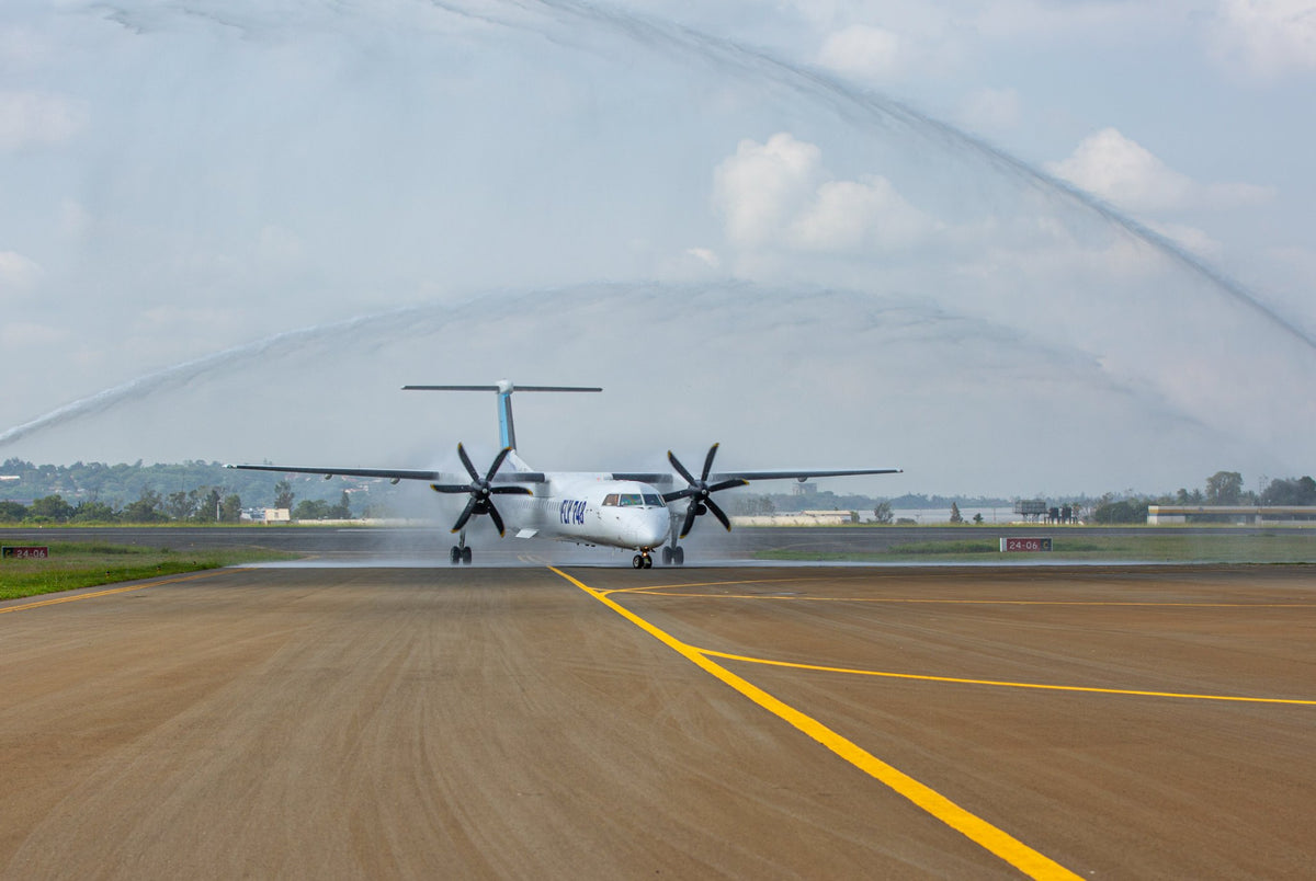 About Us – Fly 748